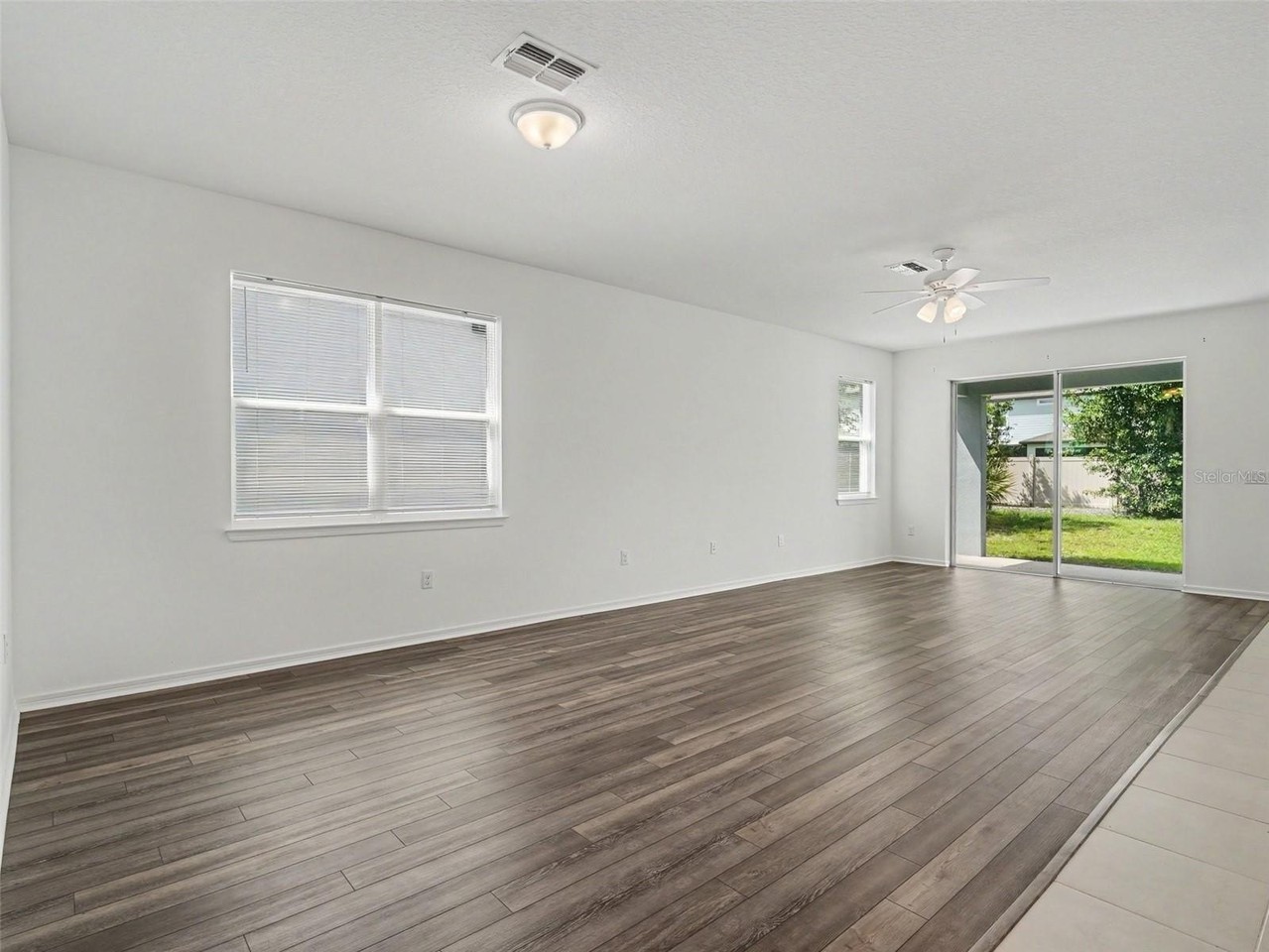 14180 Samoa Hill Ct - Photo 4 of 23