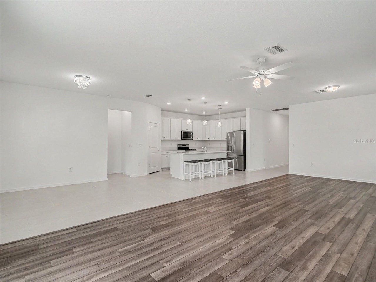 14180 Samoa Hill Ct - Photo 5 of 23