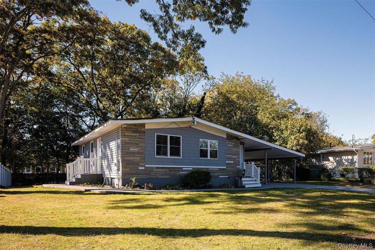 76 Samuel St - Photo 2 of 18