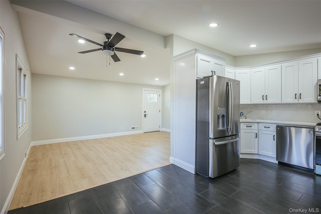 76 Samuel St - Photo 4 of 18
