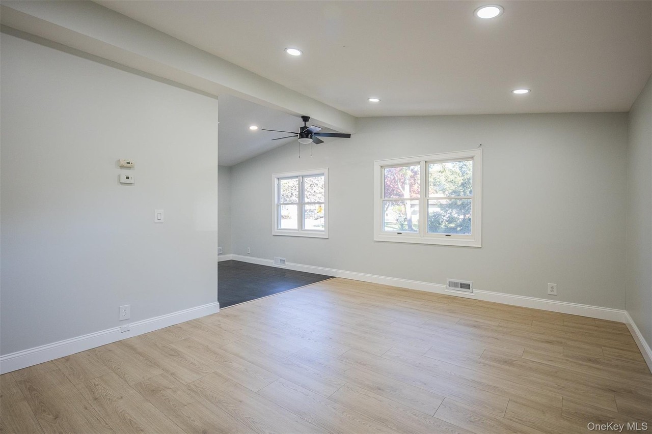 76 Samuel St - Photo 6 of 18