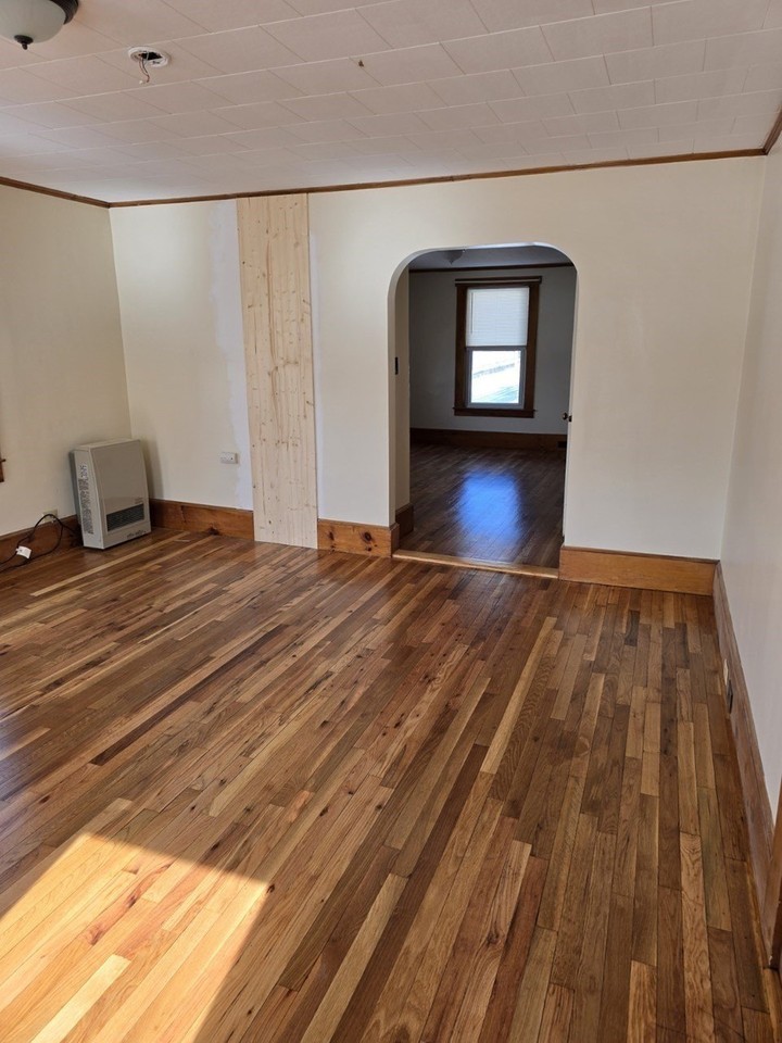 2 Sutherland St #2 - Photo 2 of 12