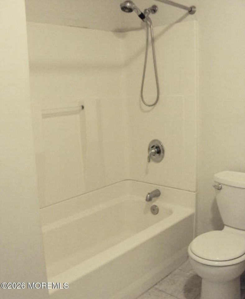 68 Briar Mills Dr - Photo 6 of 10