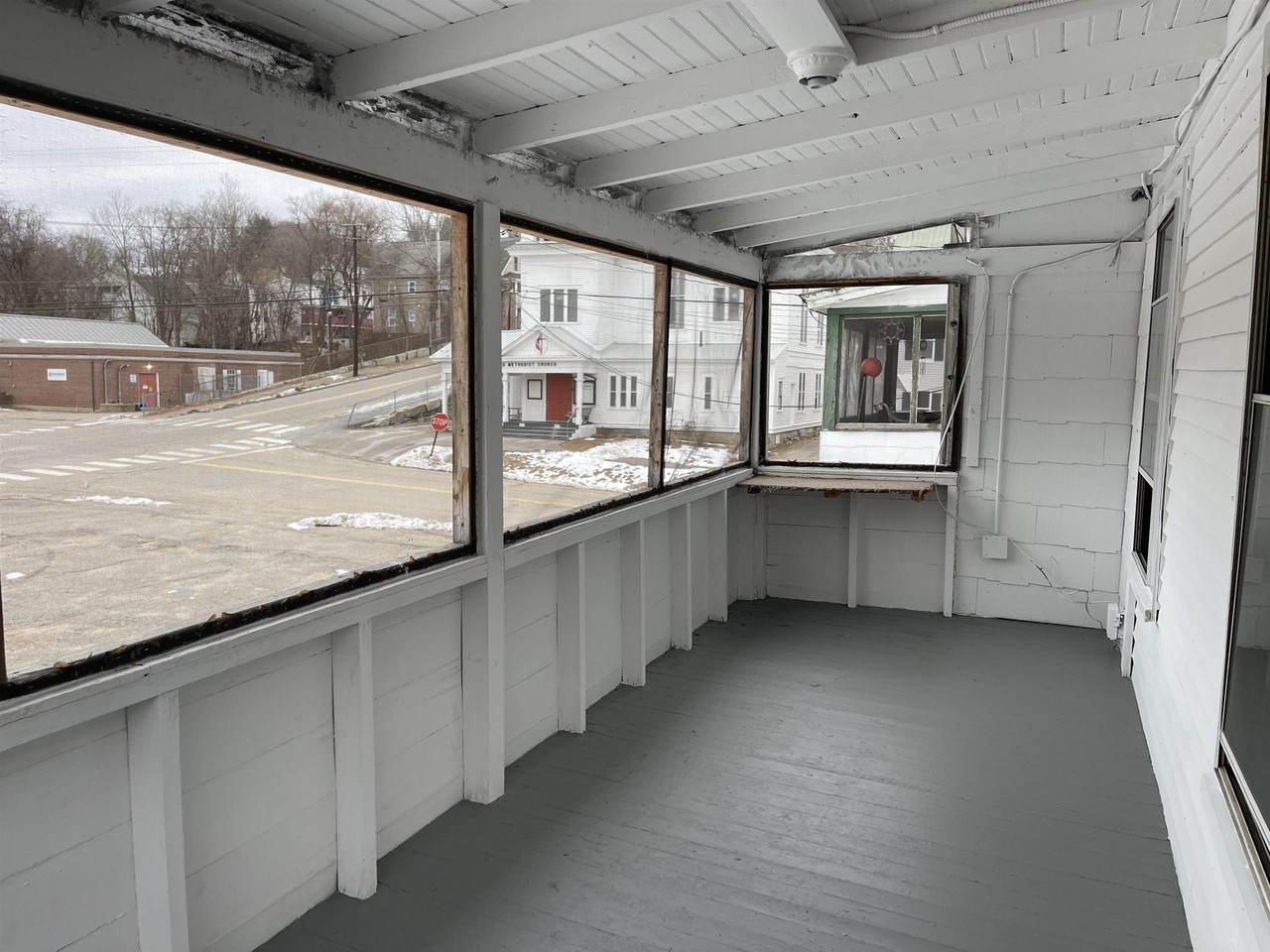 93 Franklin St #4 - Photo 5 of 16