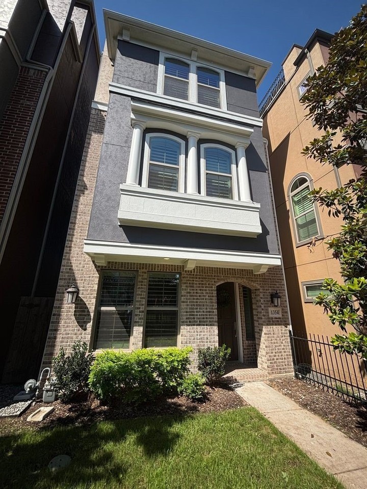 1354 Romano Pl - Photo 3 of 29