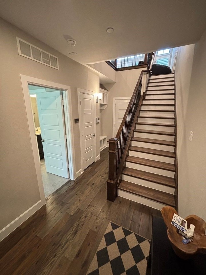 1354 Romano Pl - Photo 4 of 29
