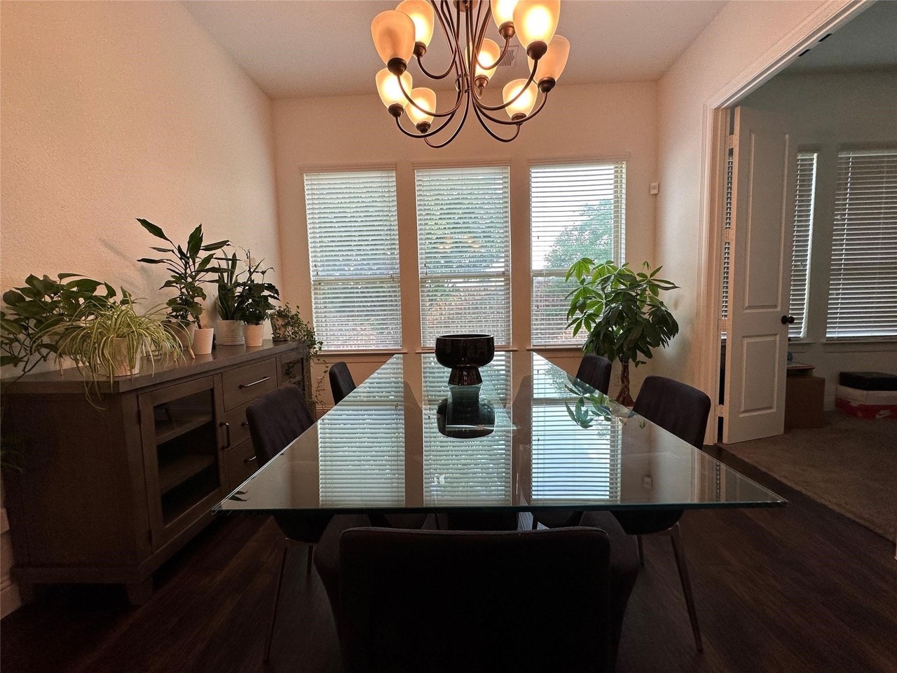 3709 Delta Dr - Photo 6 of 15