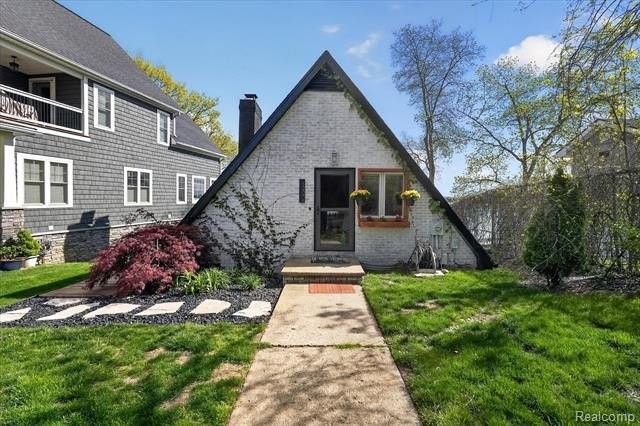 12078 Mantawauka Dr - Photo 4 of 50