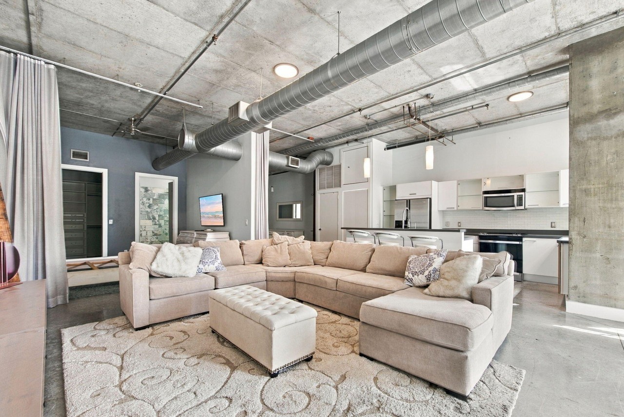 434 Nw 1st Ave #203 - Photo 3 of 26