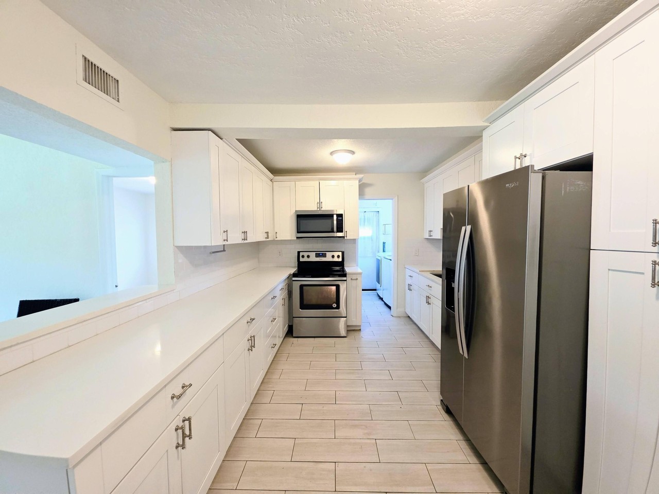 1220 Ne 1st Ave - Photo 2 of 27