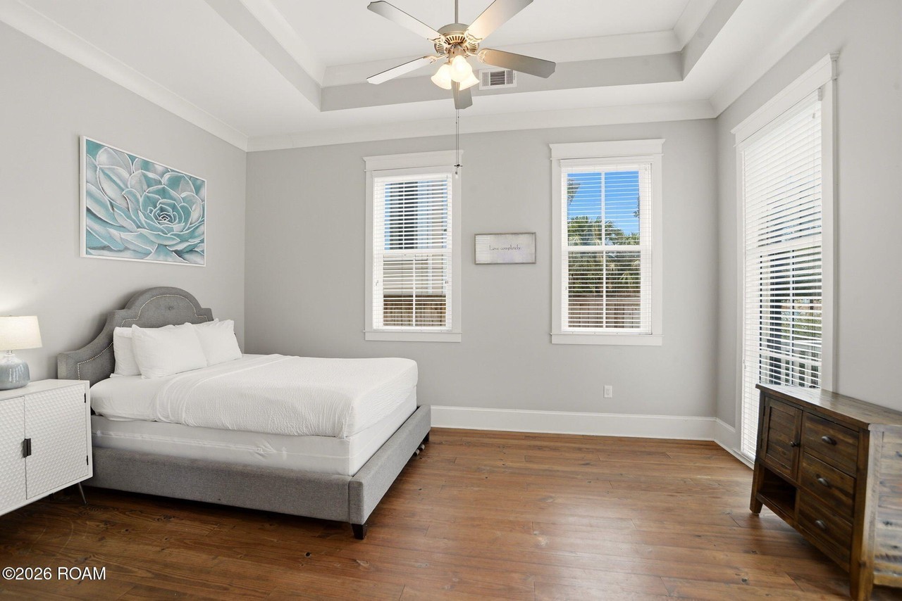 1417 Esplanade Ave - Photo 3 of 27