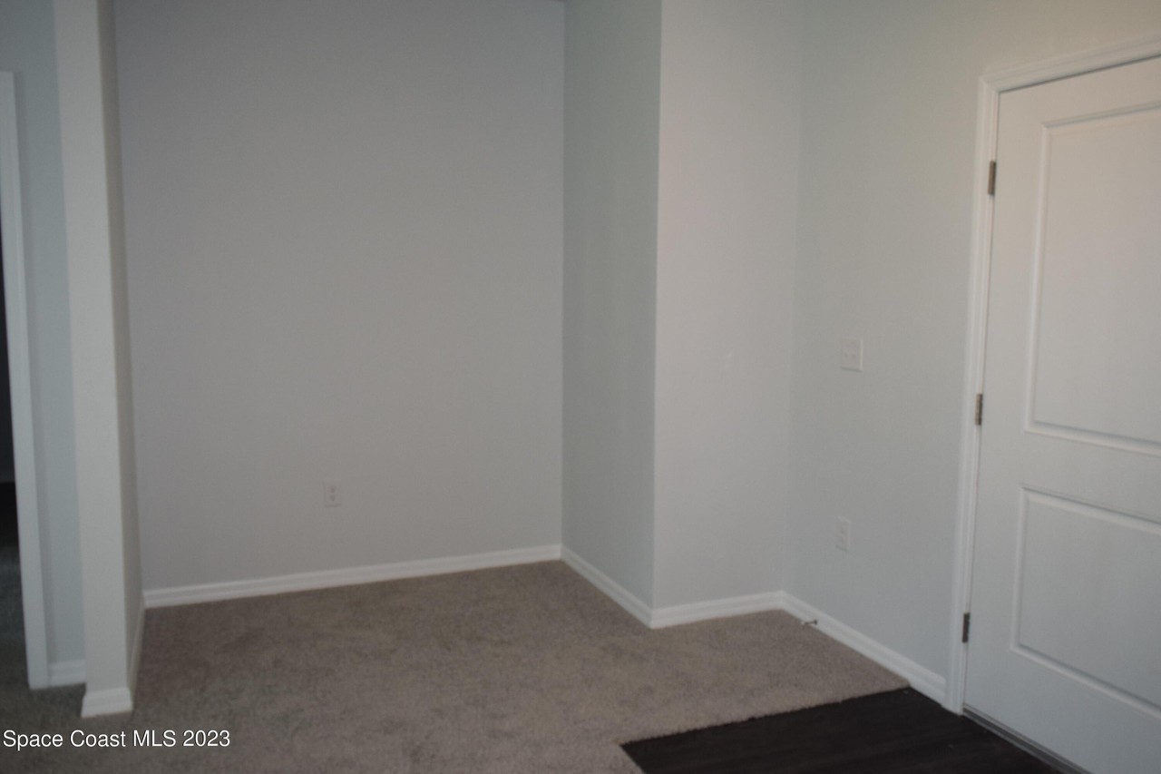 133 Finkle St Sw - Photo 3 of 20