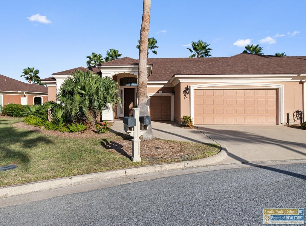 25 Hacienda Dr - Photo 2 of 37
