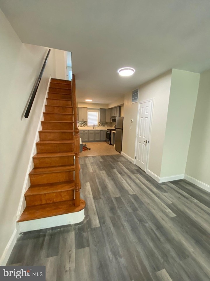 635 S Macon St - Photo 4 of 20
