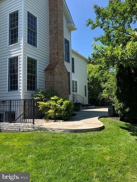 300 Deep Trail Ln - Photo 3 of 11