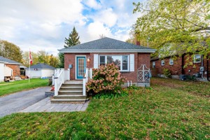 featured image of 151 University Avenue East