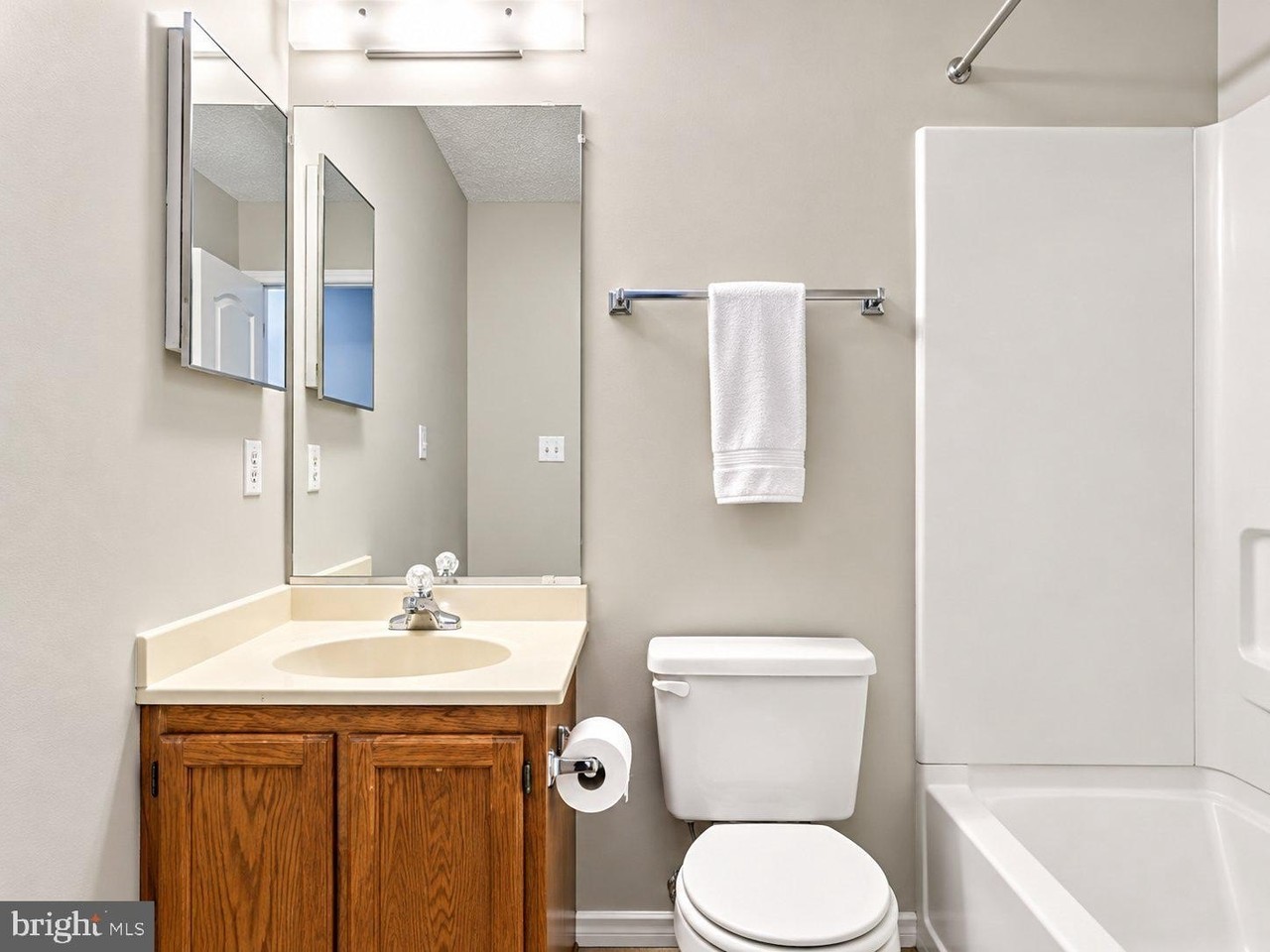 16304 Brooktrail Ct - Photo 5 of 6
