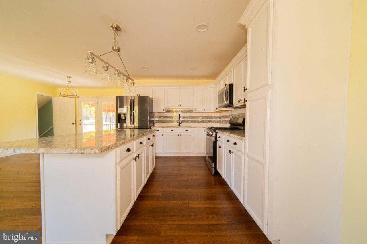 1409 Brown Rd - Photo 6 of 23