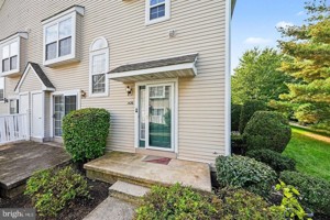 featured image of 1426 Angela Ct
