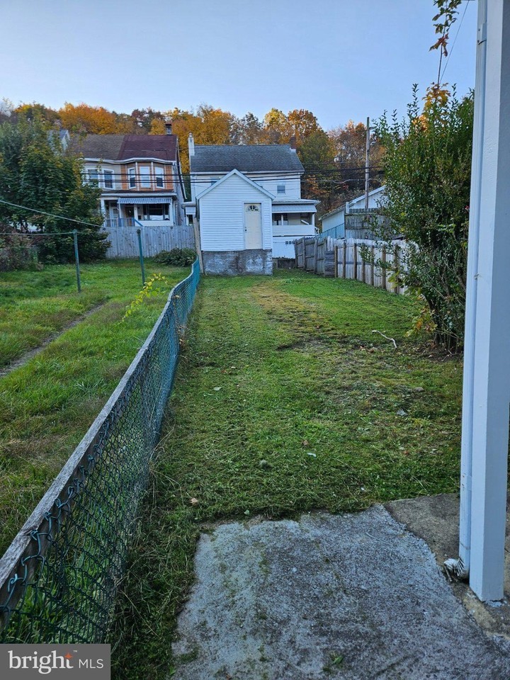 36 E Abbott St - Photo 3 of 3