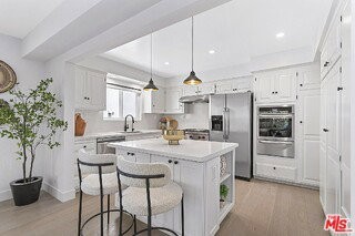 1561 Manning Ave - Photo 5 of 8