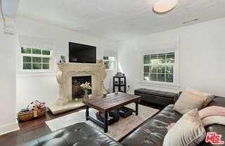 740 N Genesee Ave - Photo 3 of 8