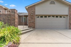 featured image of 310 Viking Pl
