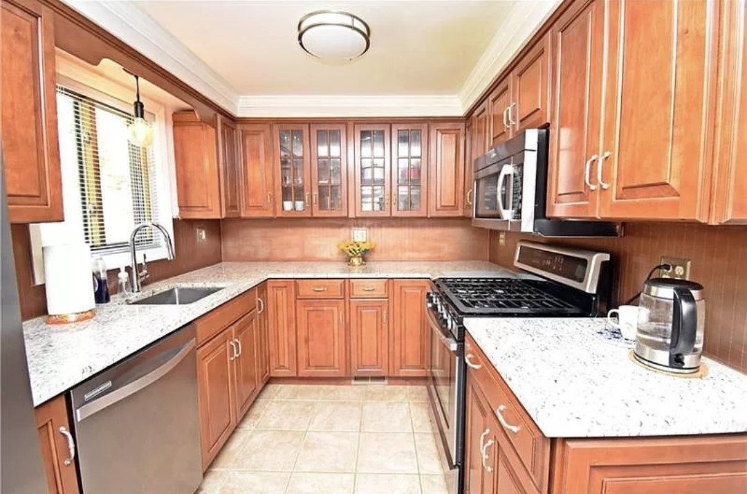 216 Mira Ave - Photo 6 of 19