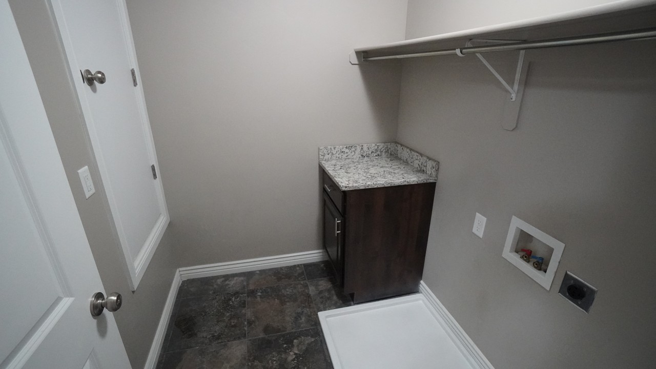 2895 Nw - Photo 5 of 20