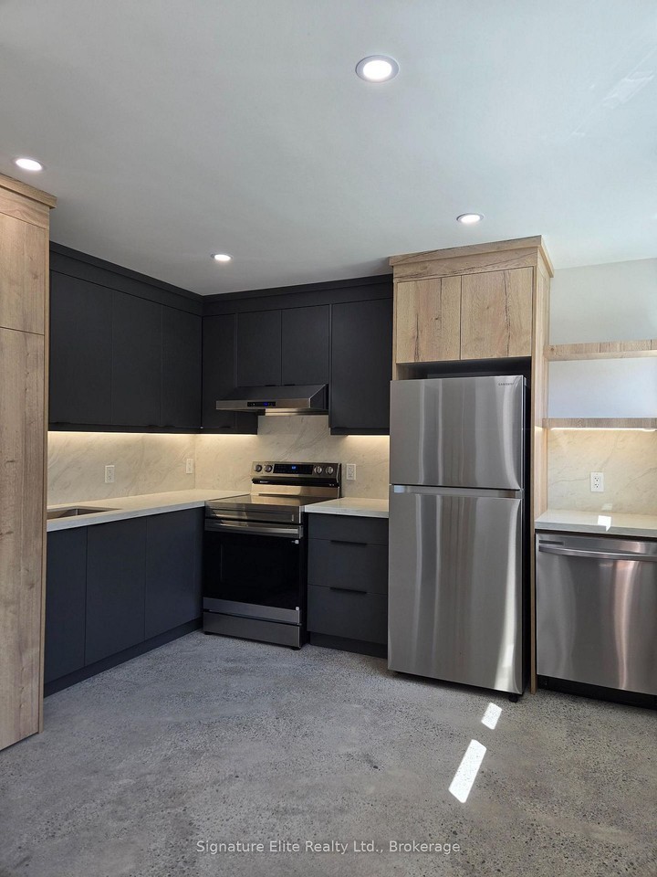 46 Pitt Avenue - Photo 2 of 13