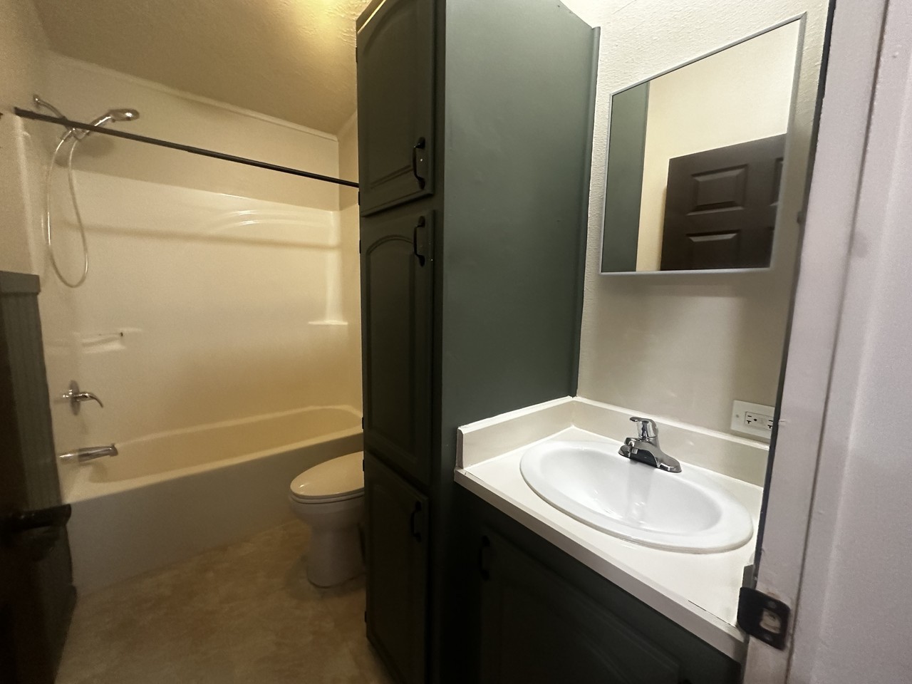 1 Attika St N #1AT - Photo 3 of 18