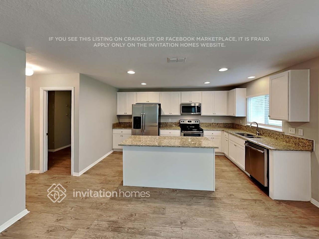 12121 Narrowleaf Ct - Photo 7 of 19