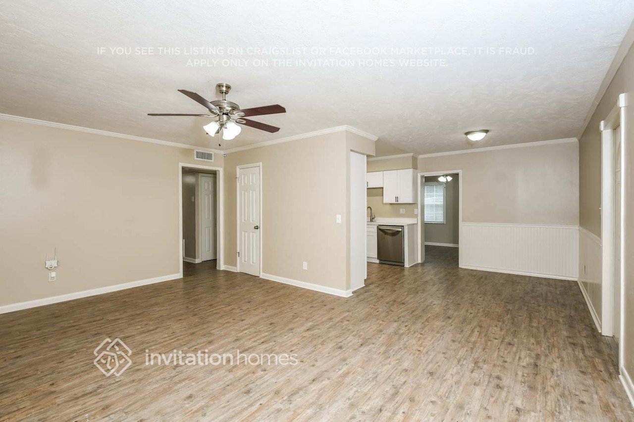 3309 Australian Cir - Photo 5 of 17