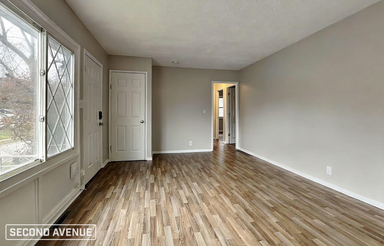 1722 Monterey Ct - Photo 2 of 12