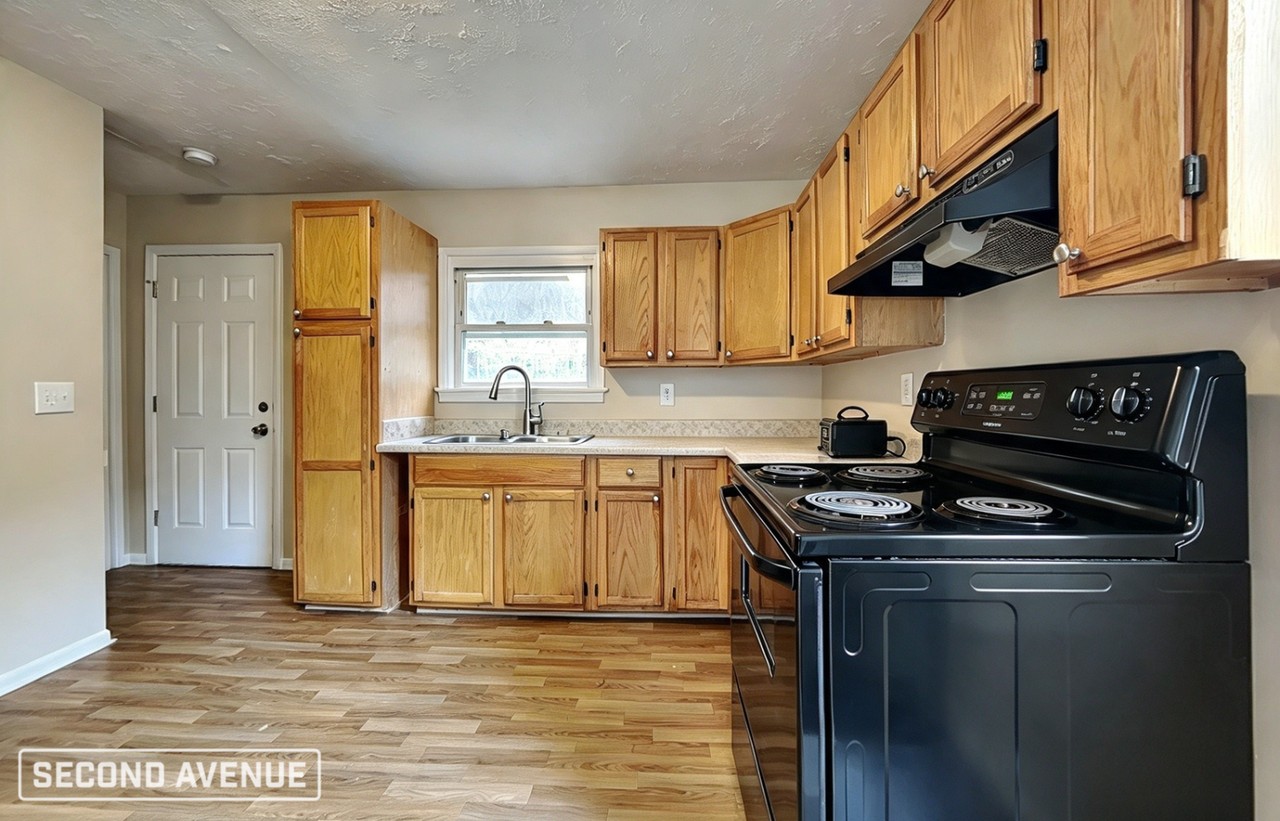 1722 Monterey Ct - Photo 6 of 12