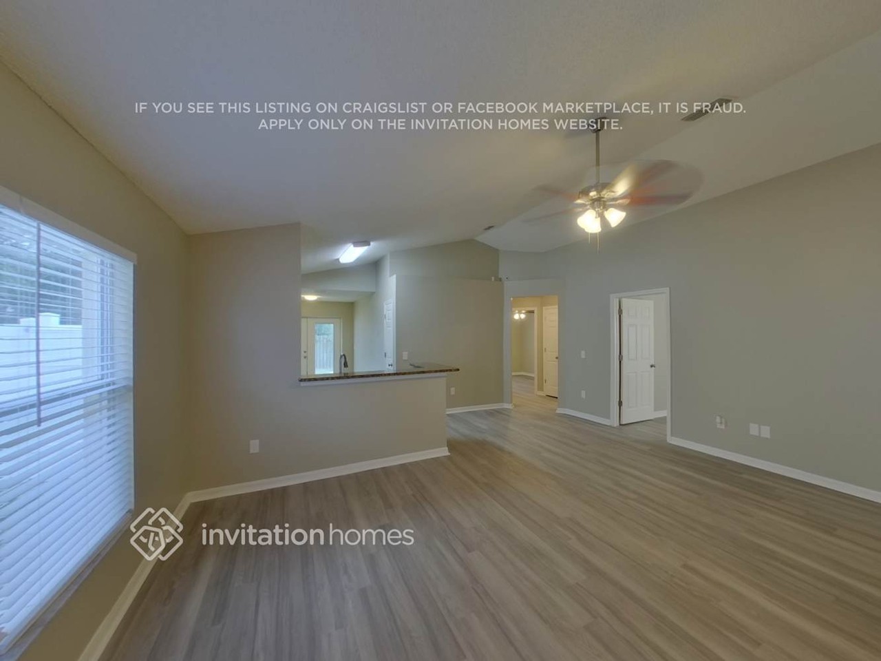 2475 Sagemont Dr - Photo 4 of 22