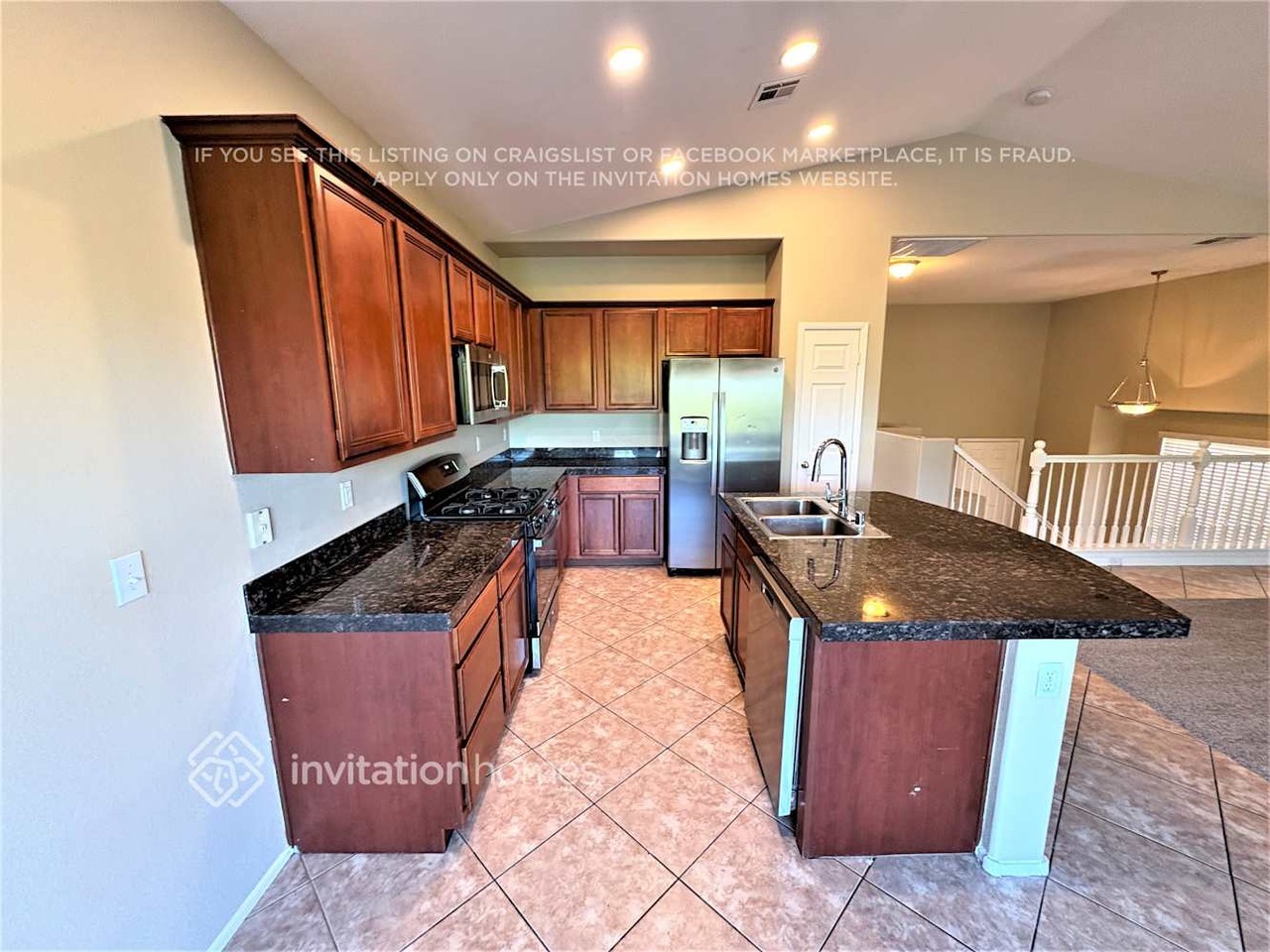 9800 Red Horse St - Photo 6 of 17