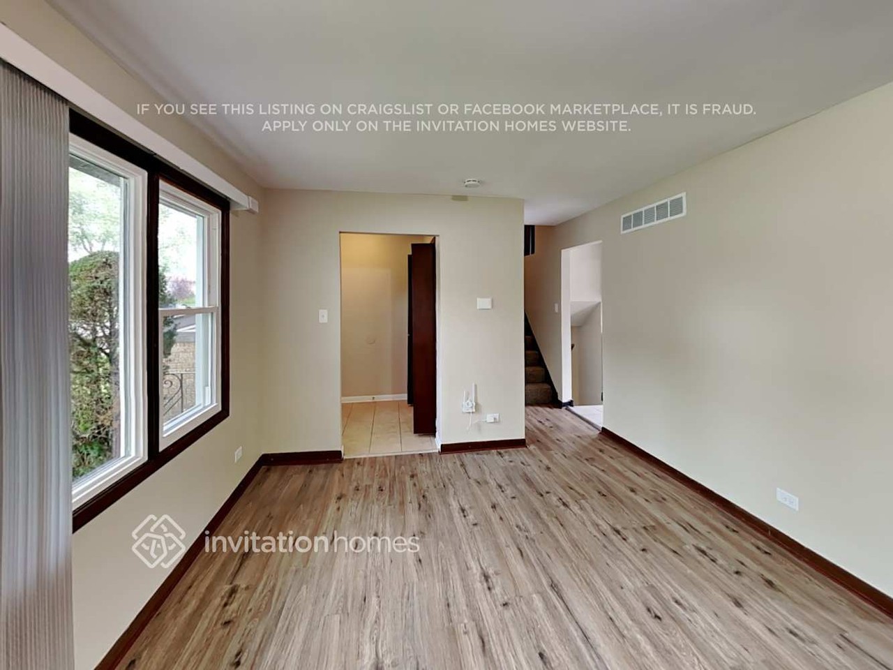 15145 Ridgeland Ave - Photo 7 of 21