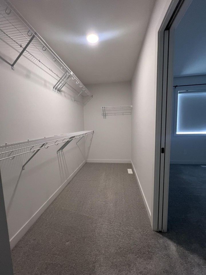 7133 178 Avenue - Photo 5 of 14