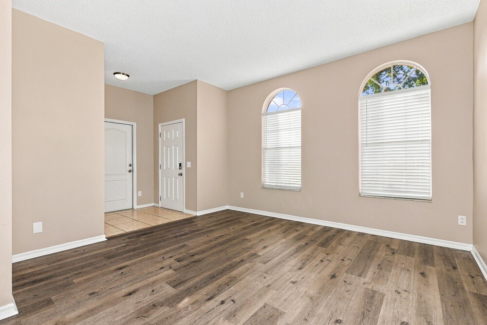 511 Greg St - Photo 3 of 16
