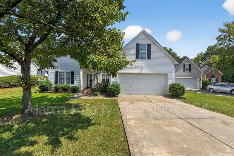 11223 Dickie Ross Rd - Photo 2 of 23