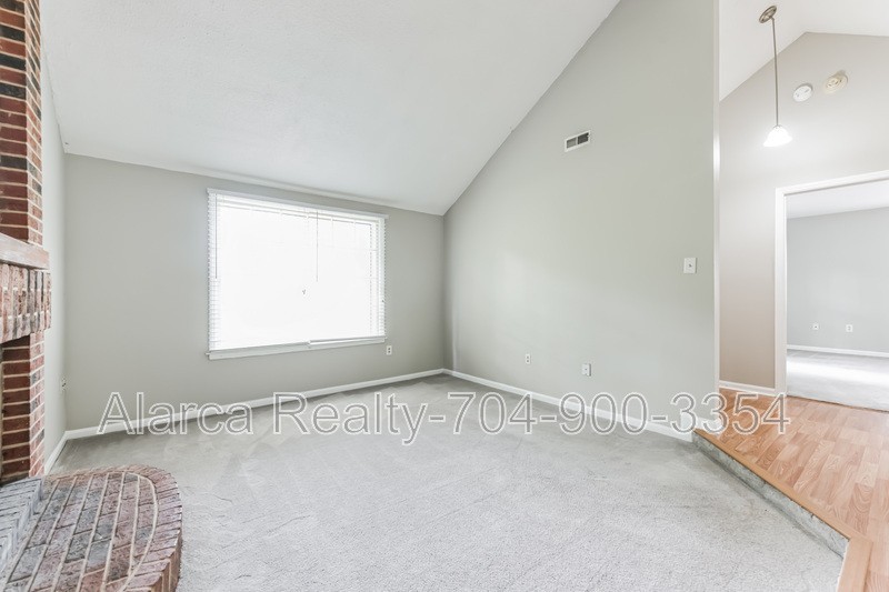 1207 Forest Wood Dr - Photo 7 of 20
