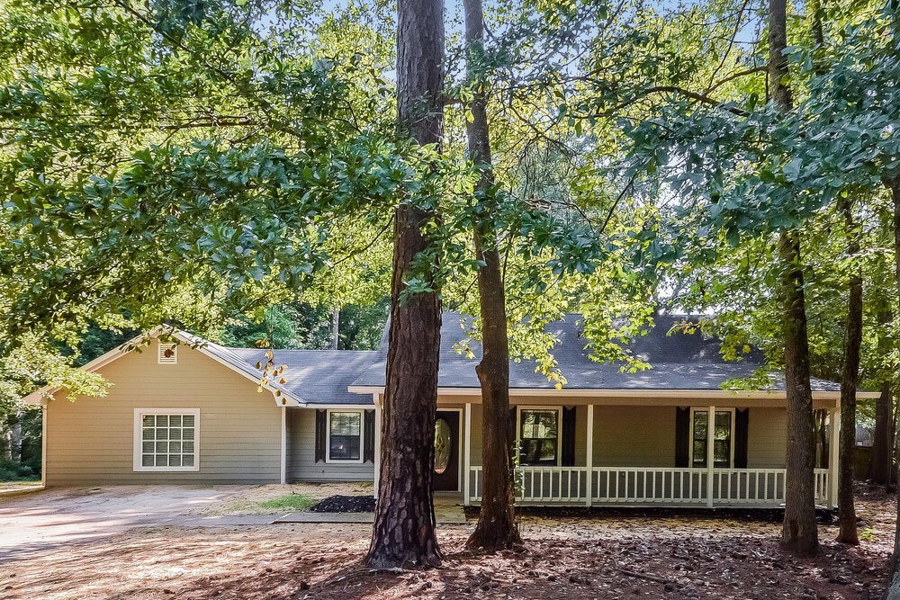 400 Willow Ln