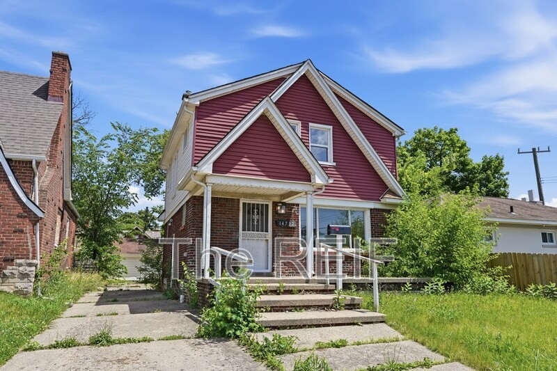 14732 Woodmont Ave - Photo 4 of 25