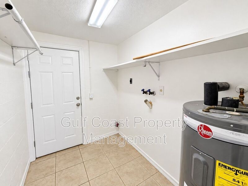 3104 49th Avenue Dr W #A - Photo 7 of 14
