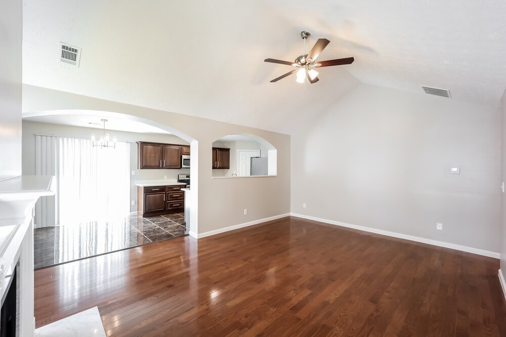 2341 Carousel Park Dr - Photo 6 of 17