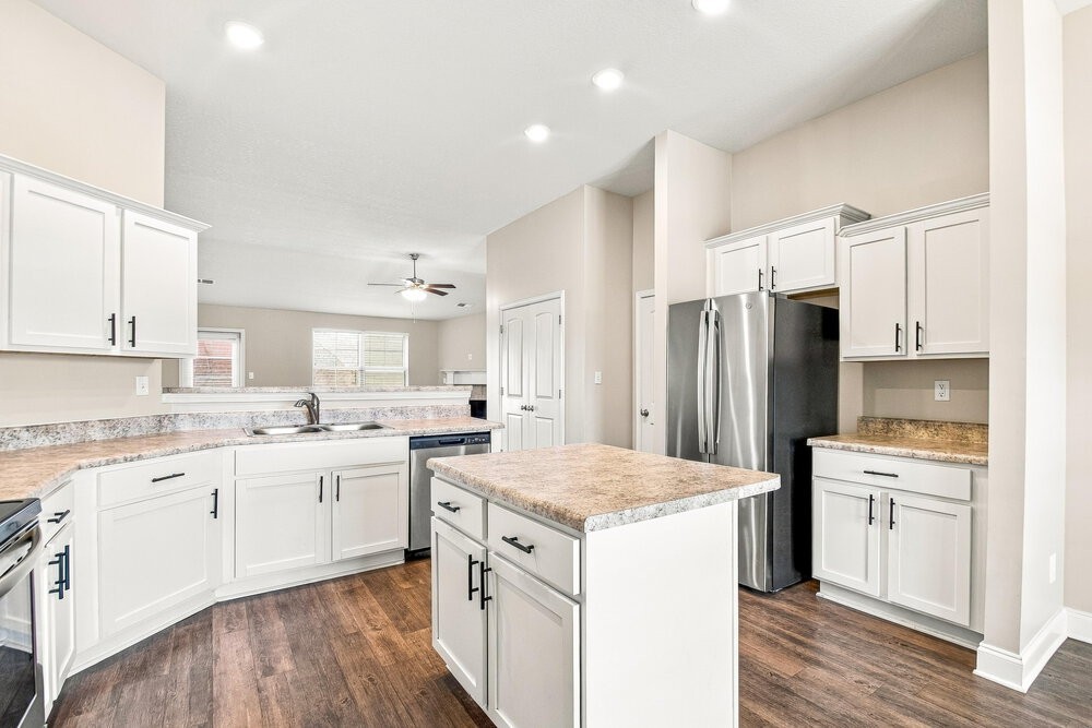 3441 Sabra Ln - Photo 5 of 16