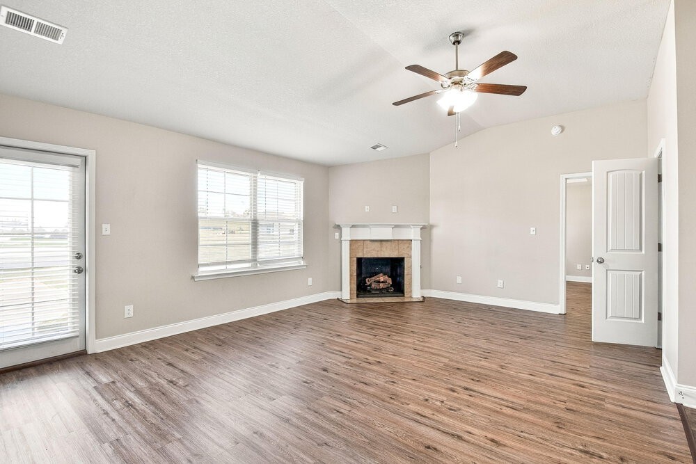 3441 Sabra Ln - Photo 7 of 16