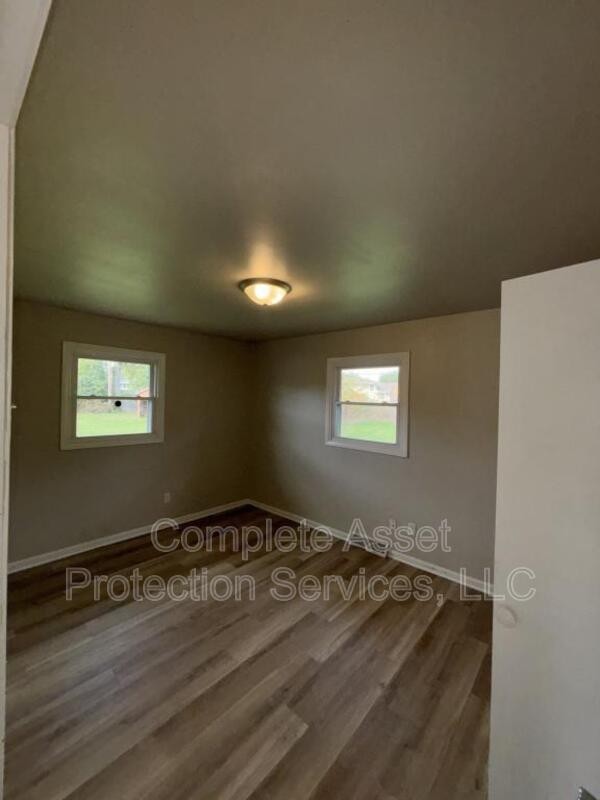 5360 Boulder Ave - Photo 7 of 9