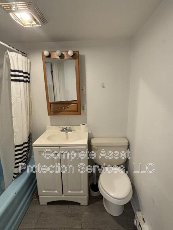 4121 Lincoln St - Photo 6 of 6